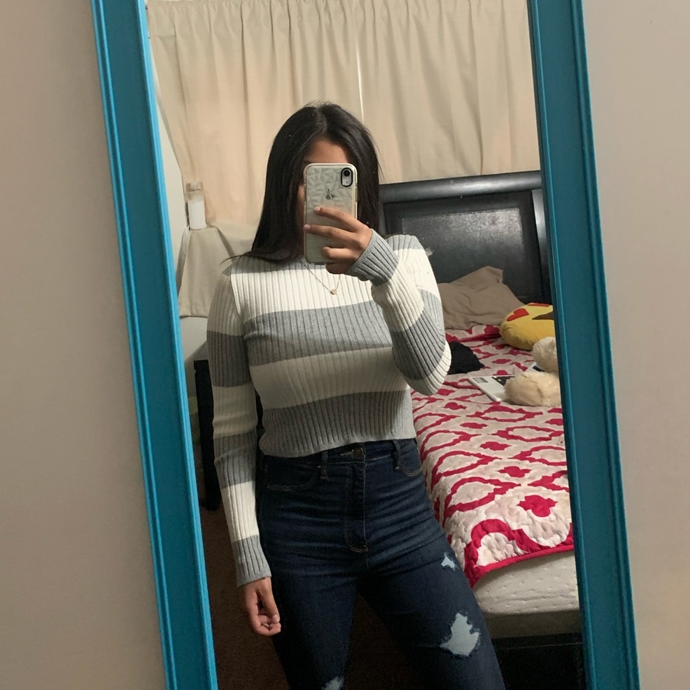 Forever 21 long sleeve top